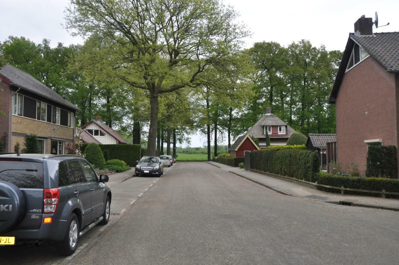 Huize Huizinga Bed and Breakfast De Steeg Exteriör bild